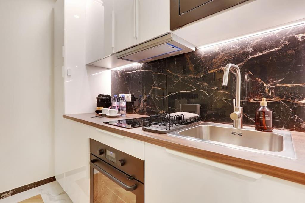 Gembnb Luxury Apartment In Paris - Abbesses - Montmartre Eksteriør billede